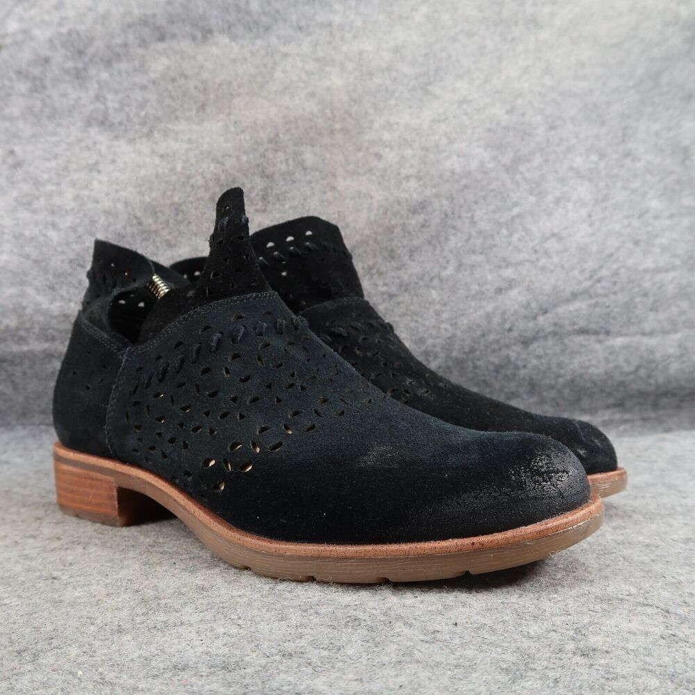Sofft Shoes Womens 8 Booties Fashion Leather Laser Cut Brinkley Lifestyle Black
